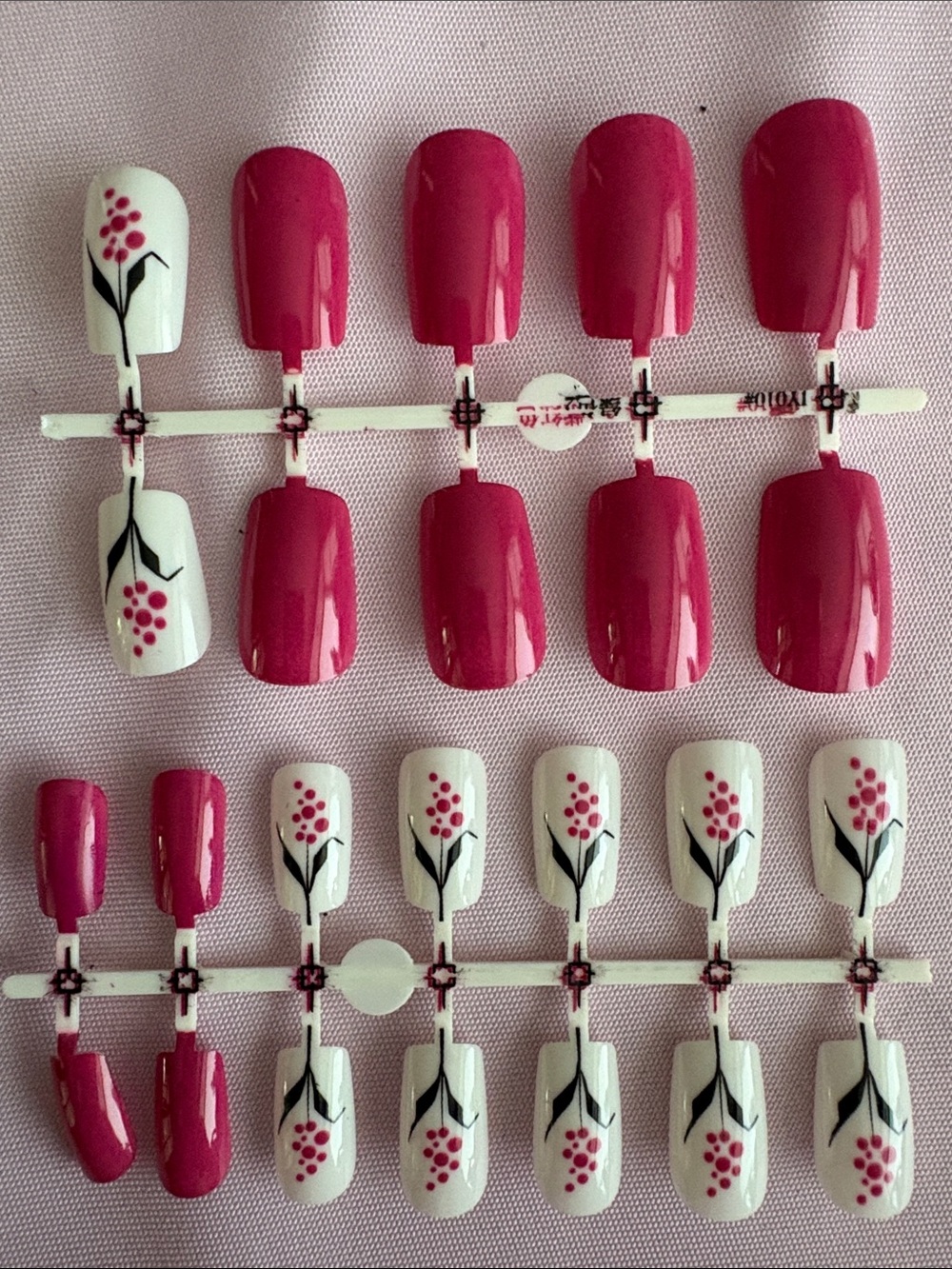 Press-On Nail Set — Pink Floral Accent Women’s False Nails